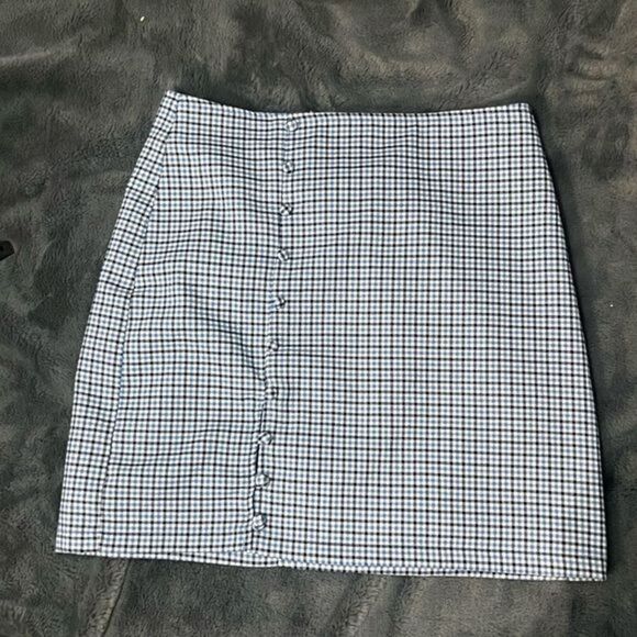 Francesca's Collections Dresses & Skirts - Francesca's Wendie Plaid Mini Skirt Size Small